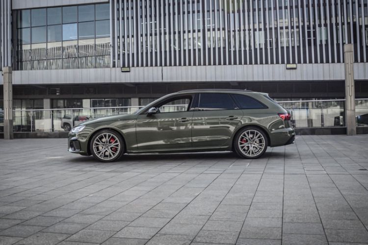 Used Audi S4 2023 S4 Avant 3.0TFSI Exterior 2