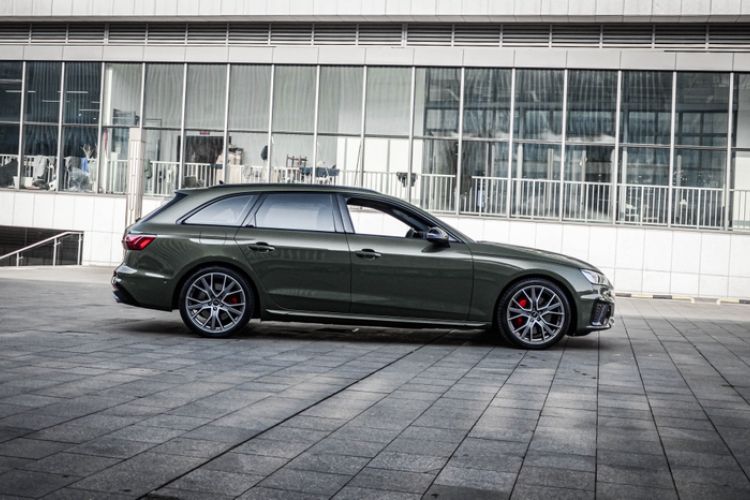 Used Audi S4 2023 S4 Avant 3.0TFSI Exterior 4