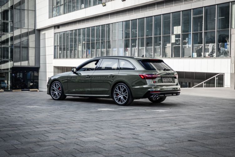 Used Audi S4 2023 S4 Avant 3.0TFSI Exterior 6