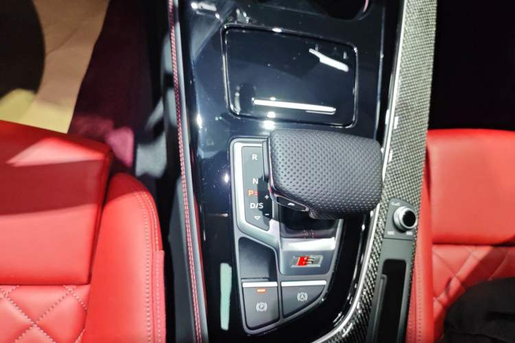 Used Audi S4 2023 S4 Avant 3.0TFSI Gear Lever