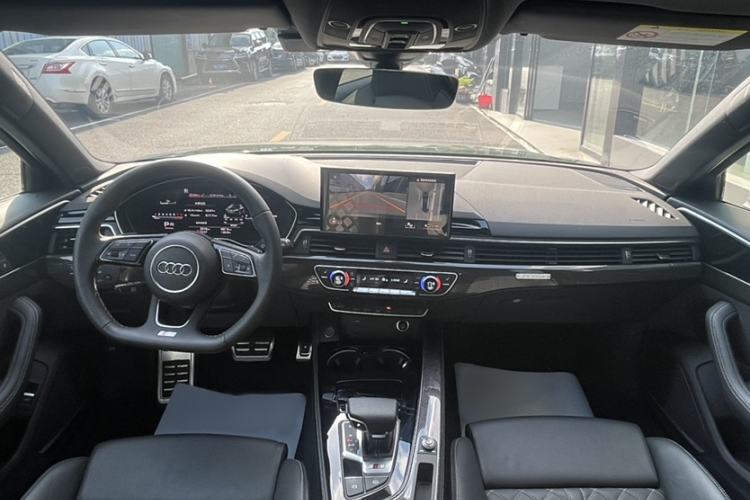 Used Audi S4 2023 S4 Avant 3.0TFSI Interior 1