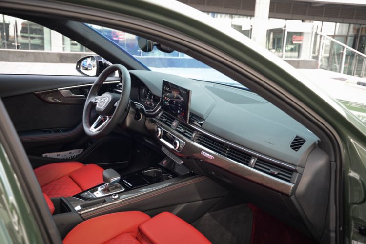 Used Audi S4 2023 S4 Avant 3.0TFSI Interior 12