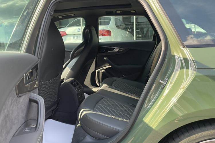 Used Audi S4 2023 S4 Avant 3.0TFSI Interior 2