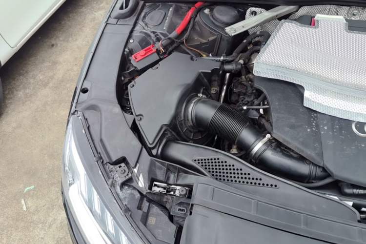 Used Audi S4 2023 S4 3.0TFSI Engine Bay Right