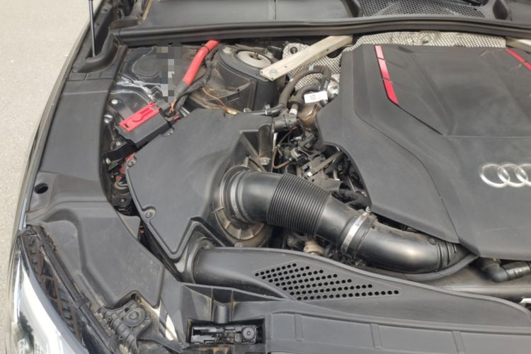Used Audi S4 2023 S4 3.0TFSI Engine Bay Right