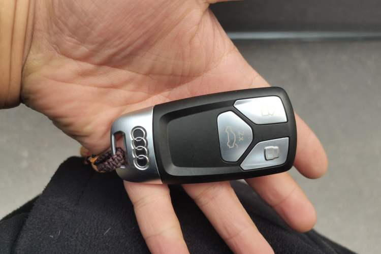 Used Audi S4 2023 S4 3.0TFSI Vehicle Key