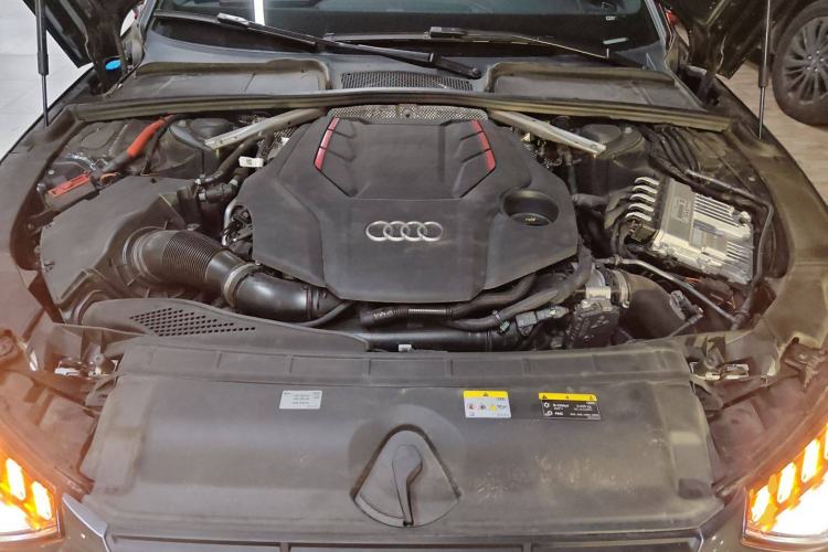 Used Audi S4 2023 S4 3.0TFSI Engine Bay