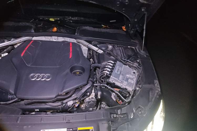 Used Audi S4 2023 S4 3.0TFSI Engine Bay Left