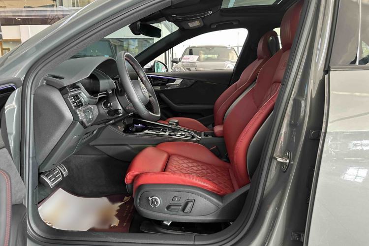 Used Audi S4 2023 S4 3.0TFSI Interior 5