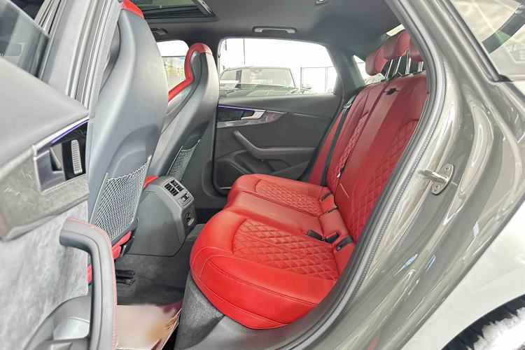 Used Audi S4 2023 S4 3.0TFSI Interior 8