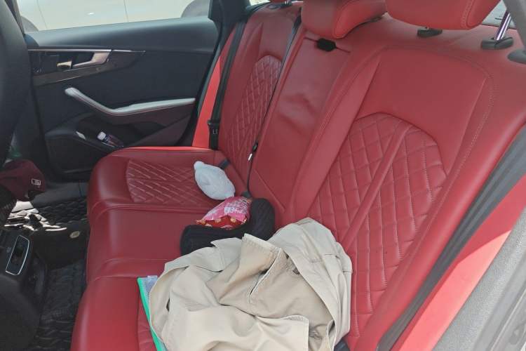 Used Audi S4 2023 S4 3.0TFSI Left Rear Seat