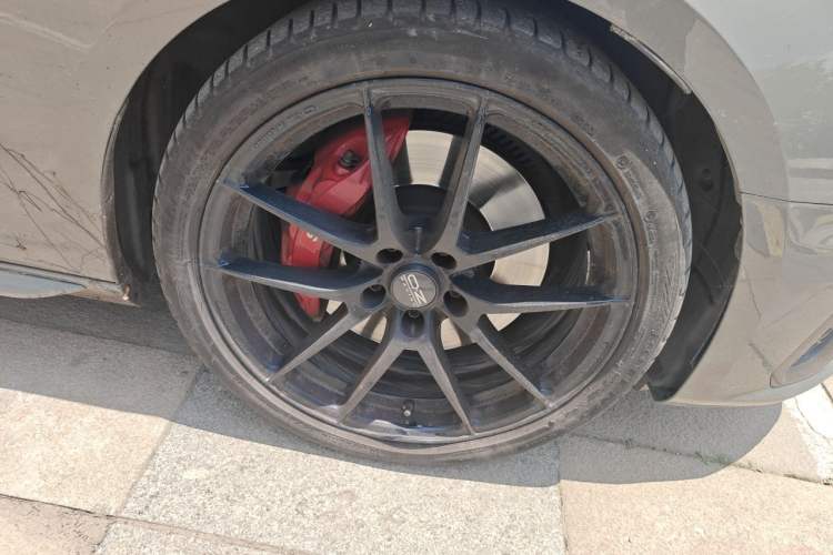 Used Audi S4 2023 S4 3.0TFSI Right Front Wheel Hub