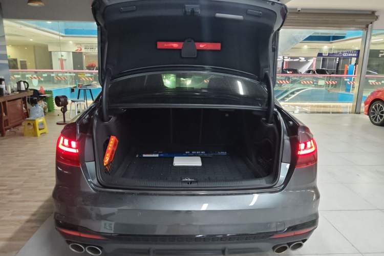 Used Audi S4 2023 S4 3.0TFSI Trunk