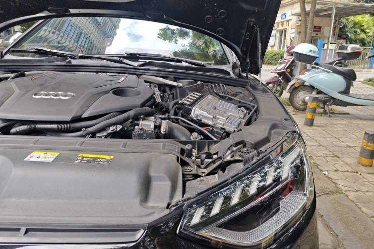 Used Audi S4 2024 S4 Avant 3.0TFSI Engine Bay Left