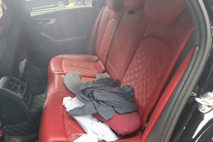 Used Audi S4 2024 S4 Avant 3.0TFSI Left Rear Seat