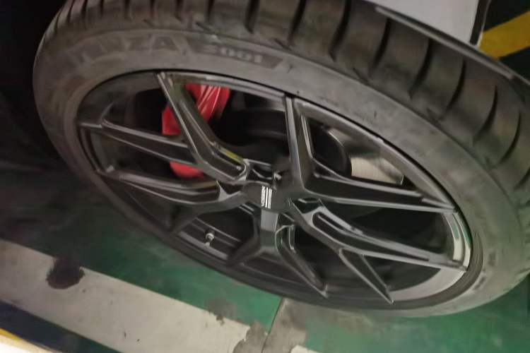 Used Audi S4 2024 S4 3.0TFSI Right Front Wheel Hub