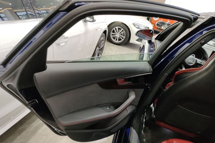 Used Audi S4 2024 S4 3.0TFSI Left Rear Door Interior