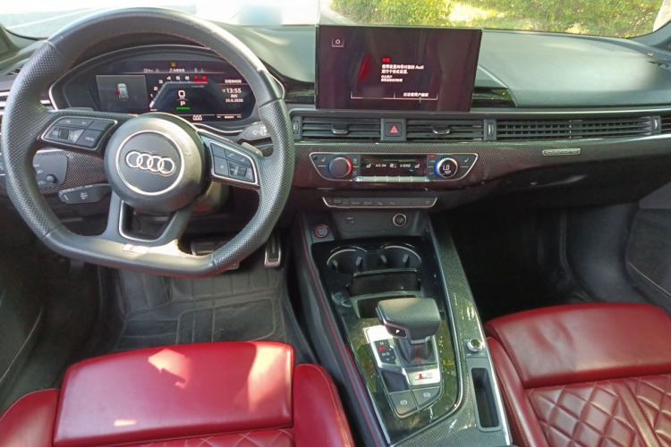 Used Audi S4 2024 S4 Avant 3.0TFSI Center Console