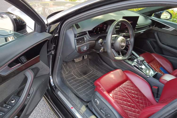 Used Audi S4 2024 S4 Avant 3.0TFSI Driver Seat