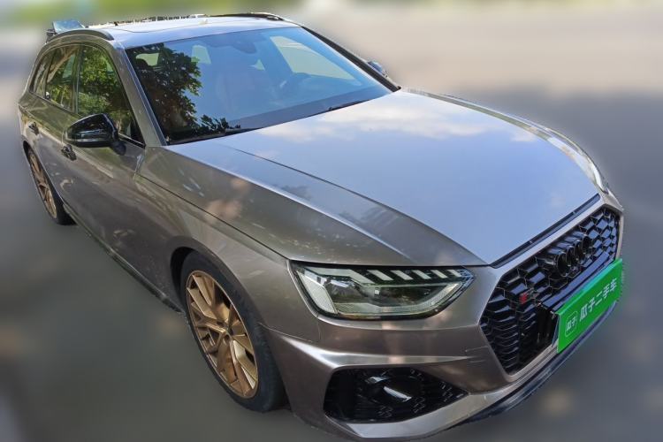 Used Audi S4 2024 S4 Avant 3.0TFSI Front Right 45 Deg