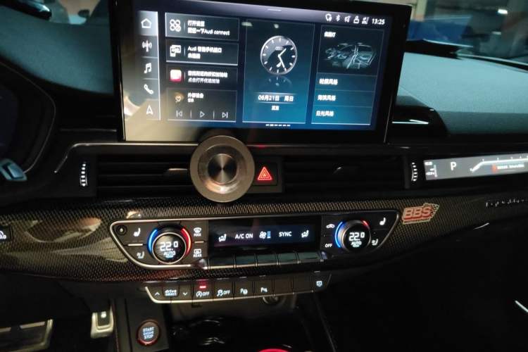 Used Audi S4 2024 S4 Avant 3.0TFSI Audio And AC Panel