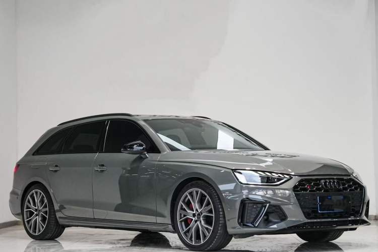 Used Audi S4 2024 S4 Avant 3.0TFSI Exterior 2