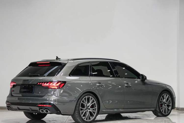 Used Audi S4 2024 S4 Avant 3.0TFSI Exterior 8