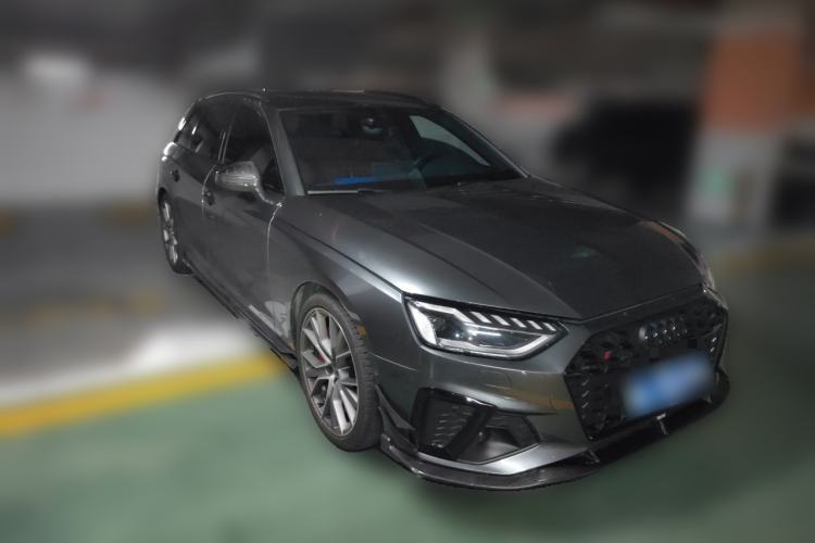 Used Audi S4 2024 S4 Avant 3.0TFSI Front Right 45 Deg