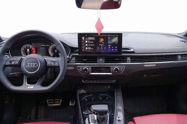 Used Audi S4 2024 S4 Avant 3.0TFSI Interior 2