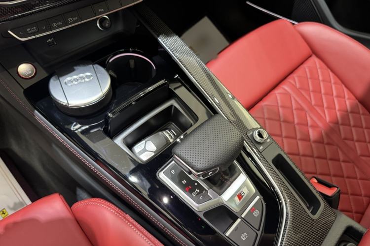 Used Audi S4 2024 S4 3.0TFSI Interior 6
