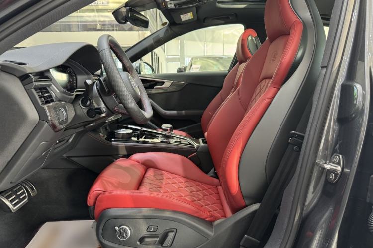Used Audi S4 2024 S4 3.0TFSI Interior 7