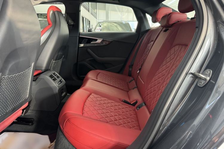 Used Audi S4 2024 S4 3.0TFSI Interior 8