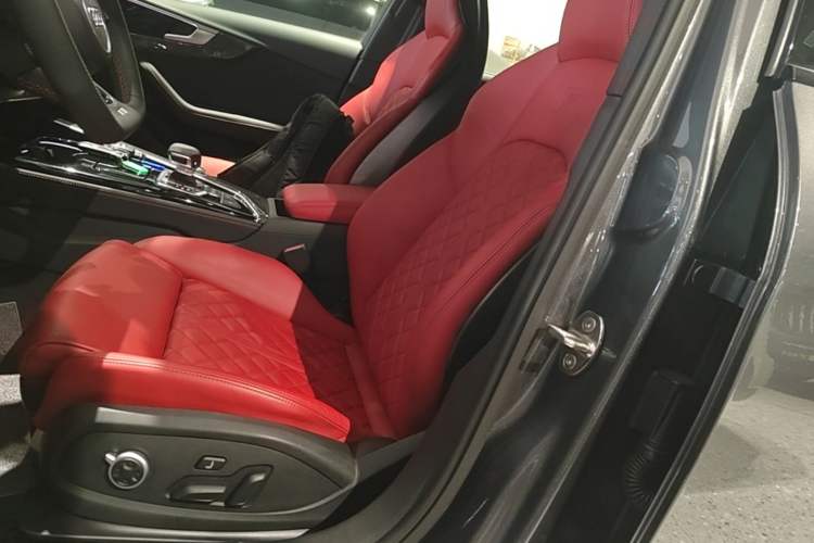 Used Audi S4 2024 S4 Avant 3.0TFSI Left Front Seat