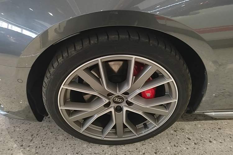 Used Audi S4 2024 S4 Avant 3.0TFSI Left Front Wheel Hub
