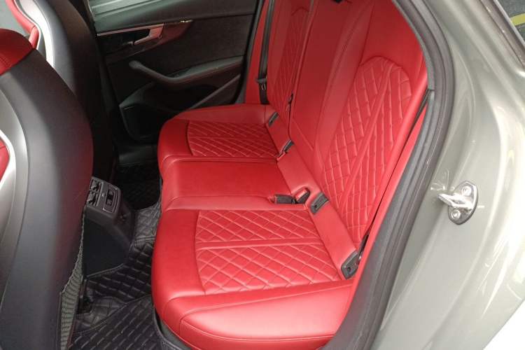 Used Audi S4 2024 S4 3.0TFSI Left Rear Seat