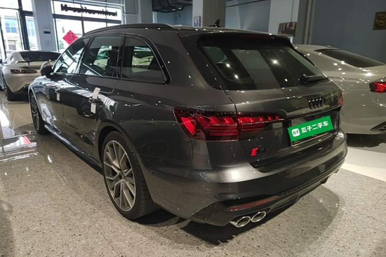 Used Audi S4 2024 S4 Avant 3.0TFSI Rear Left 45 Deg