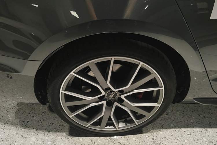 Used Audi S4 2024 S4 Avant 3.0TFSI Right Rear Wheel Hub
