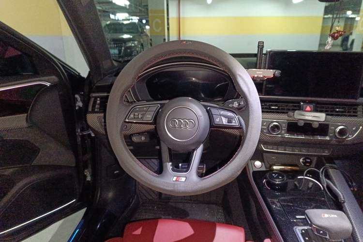 Used Audi S4 2024 S4 Avant 3.0TFSI Steering Wheel
