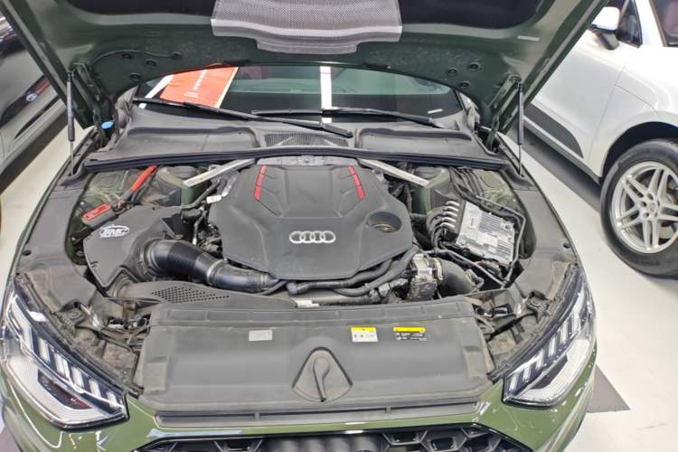 Used Audi S4 2024 S4 3.0TFSI Engine Bay