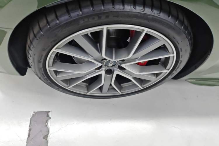 Used Audi S4 2024 S4 3.0TFSI Left Front Wheel Hub