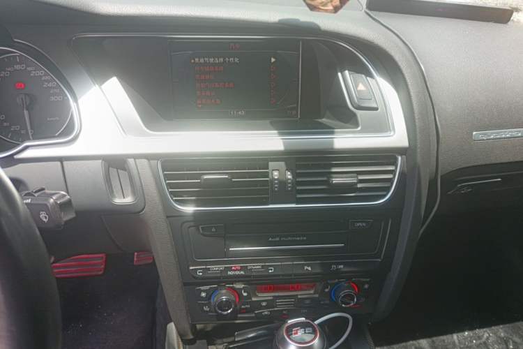 Used Audi S5 2010 S5 3.0T Sportback Audio And AC Panel