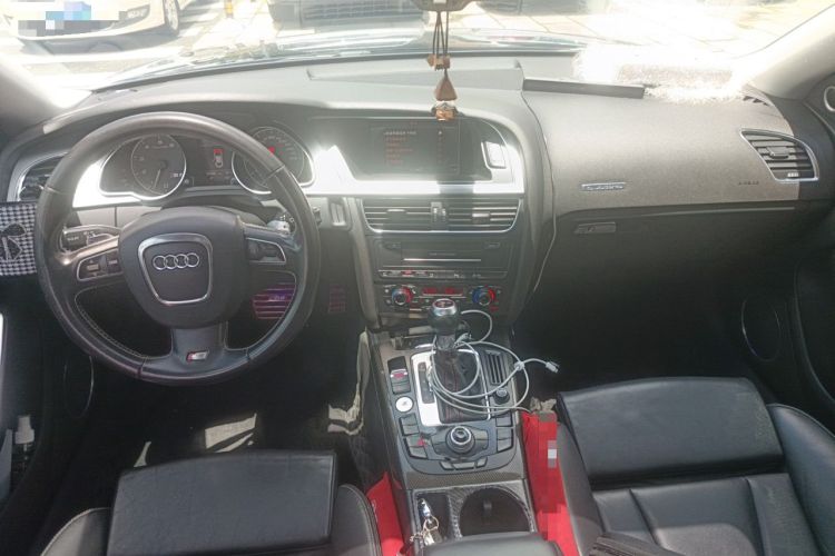 Used Audi S5 2010 S5 3.0T Sportback Center Console