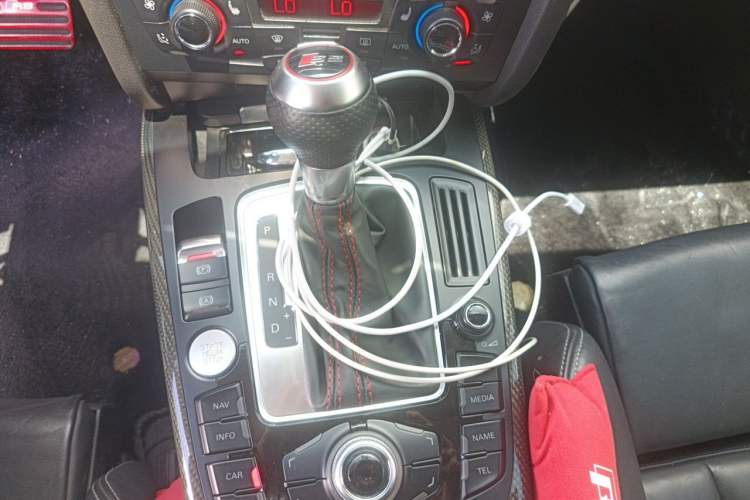 Used Audi S5 2010 S5 3.0T Sportback Gear Lever