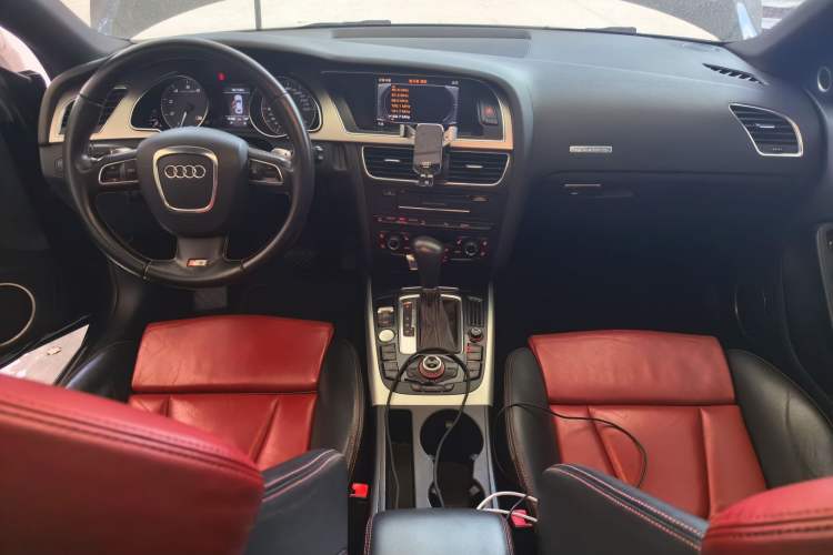 Used Audi S5 2010 S5 3.0T Sportback Center Console