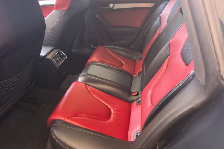 Used Audi S5 2010 S5 3.0T Sportback Left Rear Seat