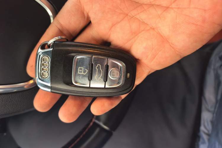 Used Audi S5 2010 S5 3.0T Sportback Vehicle Key