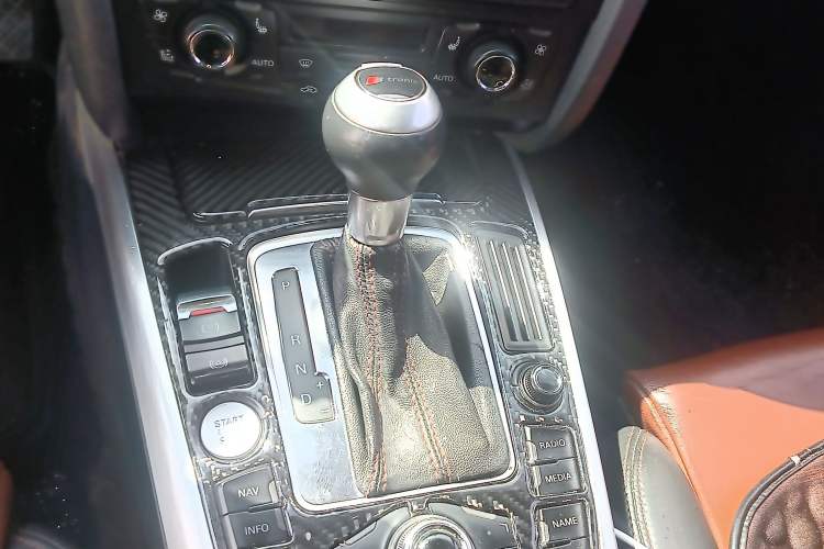 Used Audi S5 2010 S5 3.0T Sportback Gear Lever
