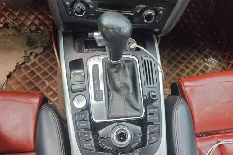 Used Audi S5 2010 S5 3.0T Sportback Gear Lever