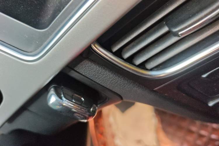 Used Audi S5 2010 S5 3.0T Sportback Vehicle Key