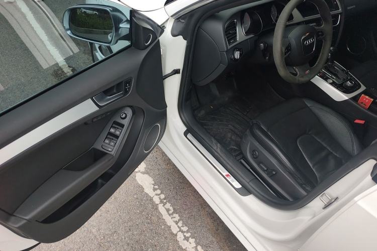 Used Audi S5 2010 S5 3.0T Sportback Driver Seat